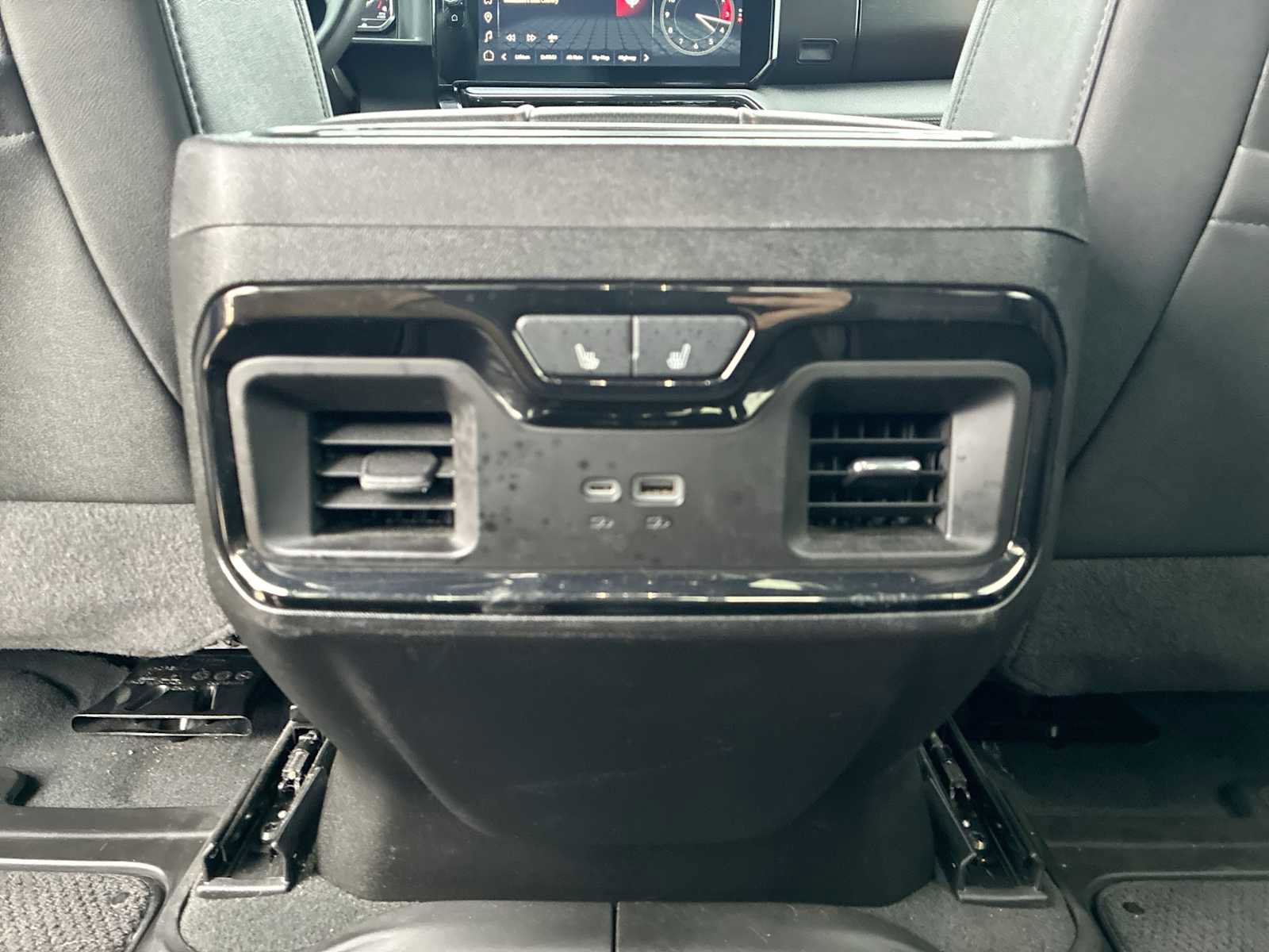 Certified 2024 GMC Sierra 1500 AT4 w/ Technology Package image 22