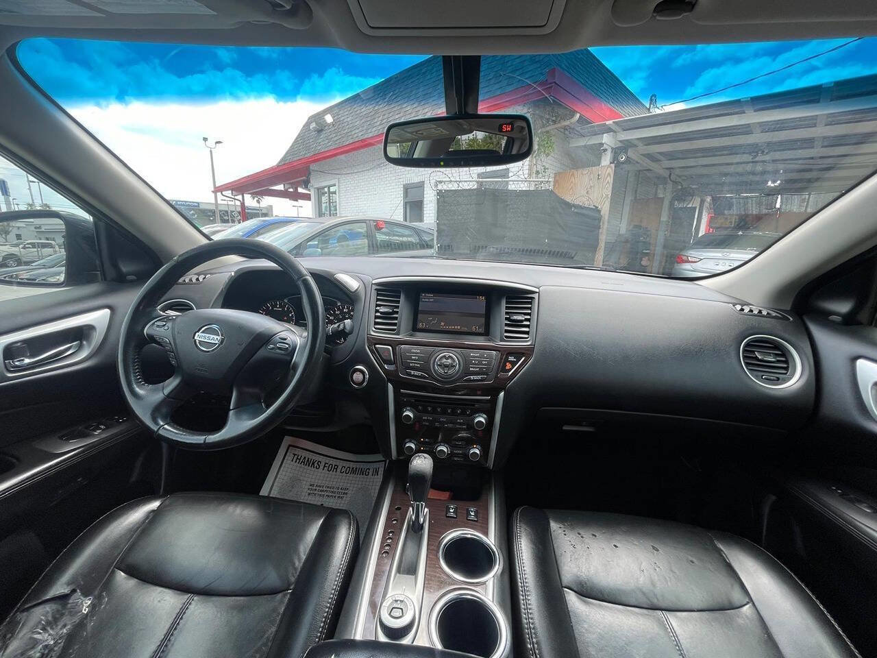 Used 2015 Nissan Pathfinder SL w/ Cargo Package image 9