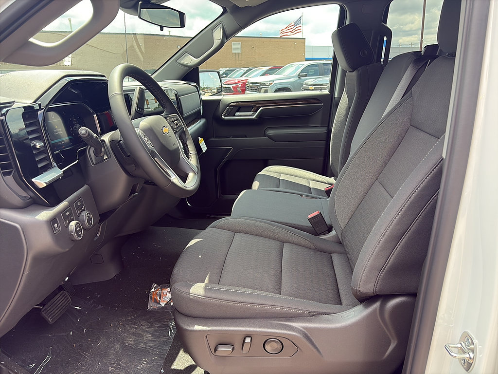 New 2026 Chevrolet Silverado 1500 LT AWD/4WD image 10