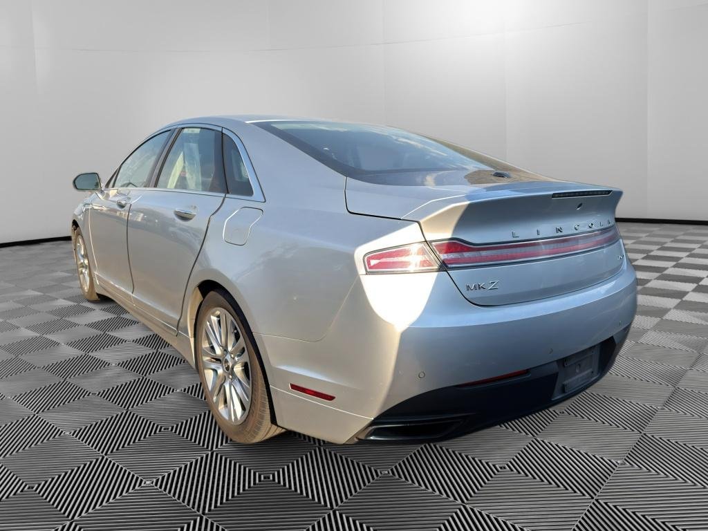 Used 2013 Lincoln MKZ FWD image 5
