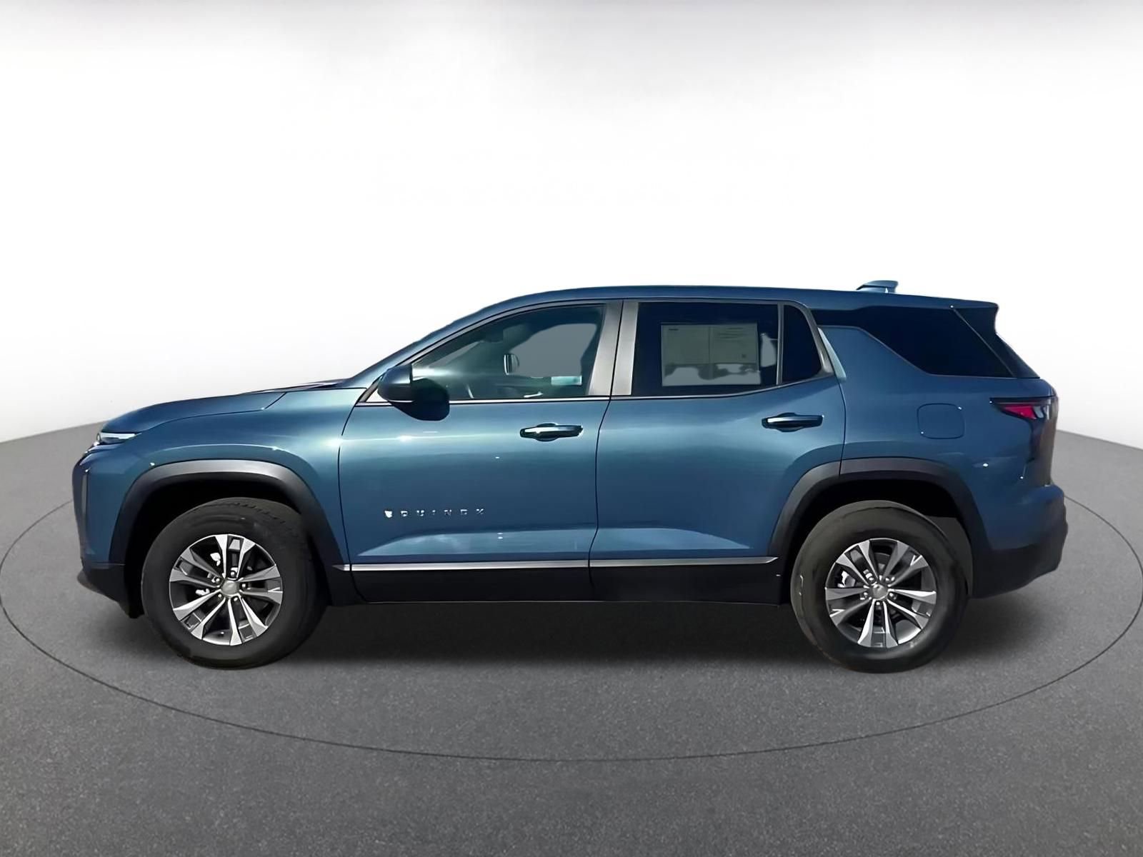 Used 2025 Chevrolet Equinox LT image 9