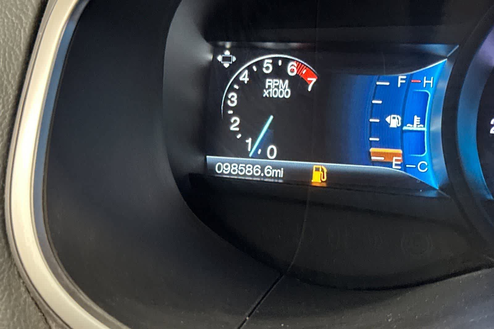 Used 2018 Ford Edge SEL w/ Equipment Group 201A FWD image 27