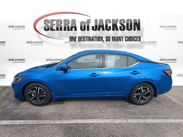 Used 2024 Nissan Sentra SV FWD image 6