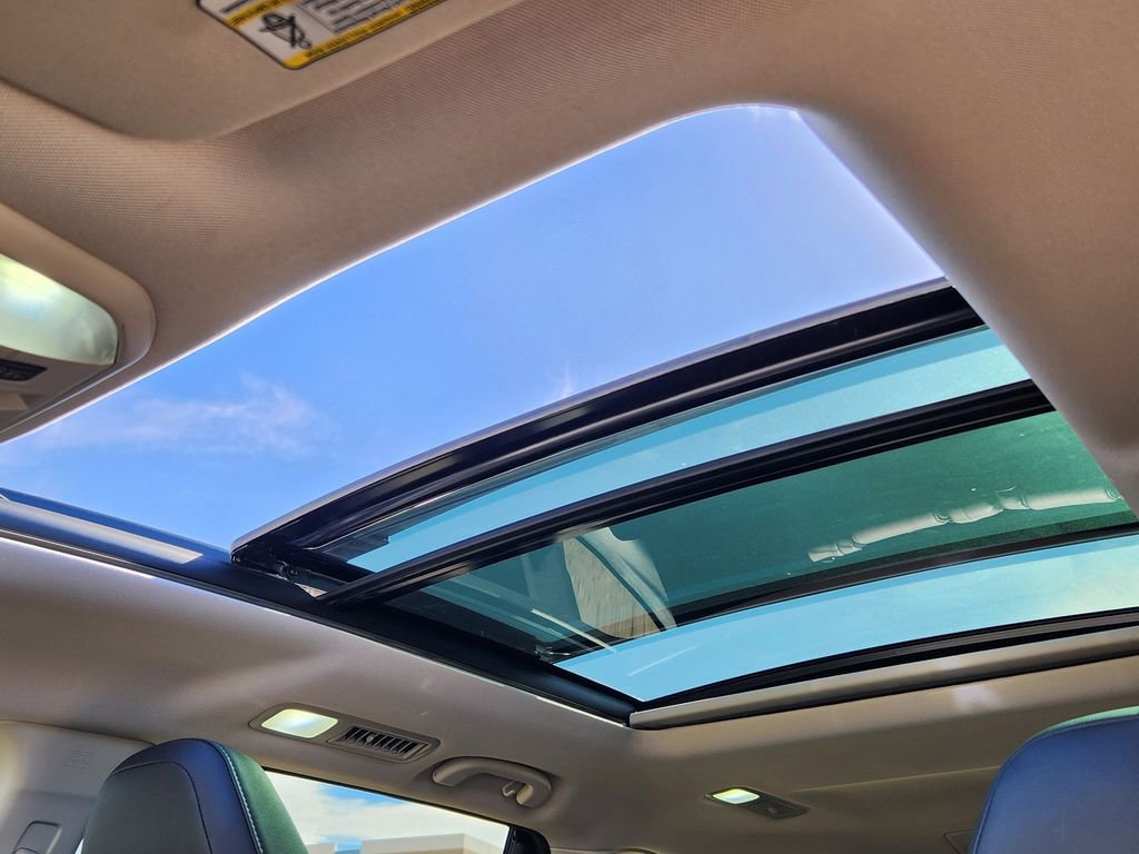 Used 2022 Subaru Ascent Limited w/ Technology Package image 25