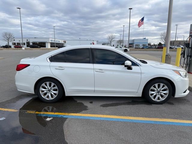 Used 2017 Subaru Legacy 2.5i Premium AWD/4WD image 4