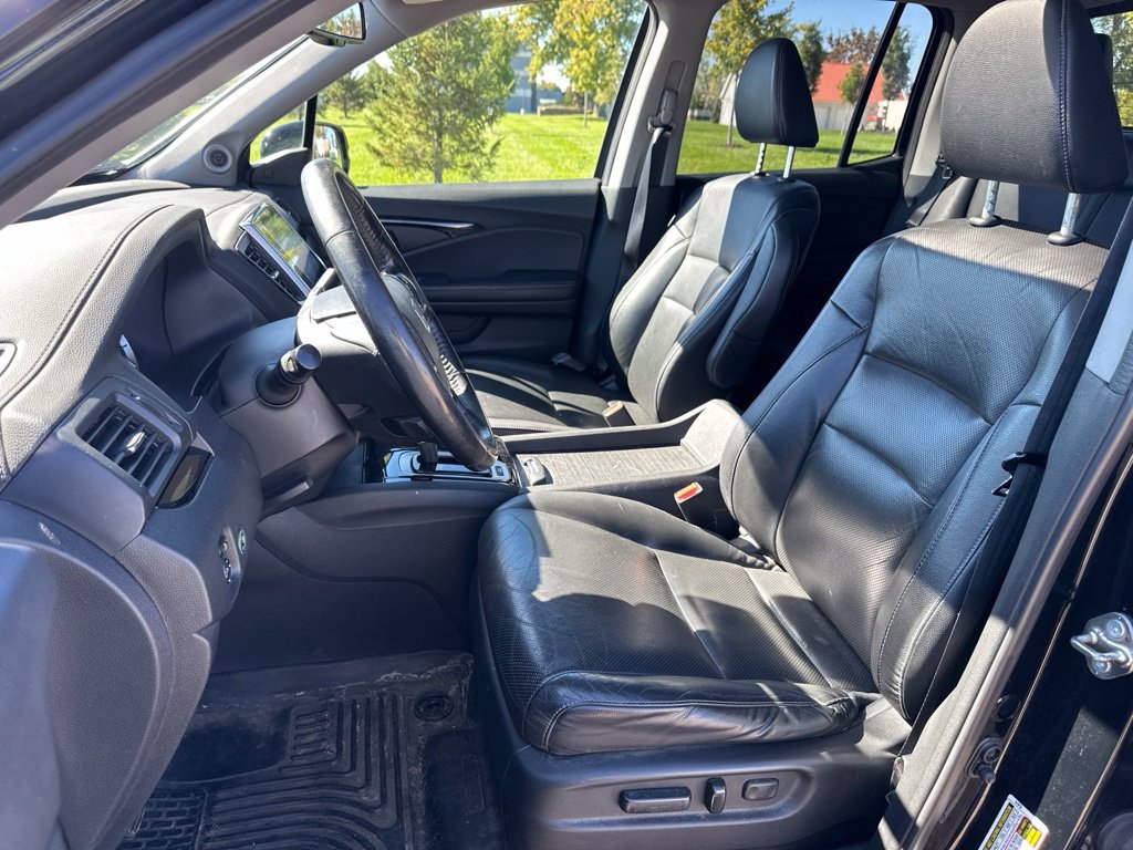 Used 2017 Honda Ridgeline RTL-E image 16