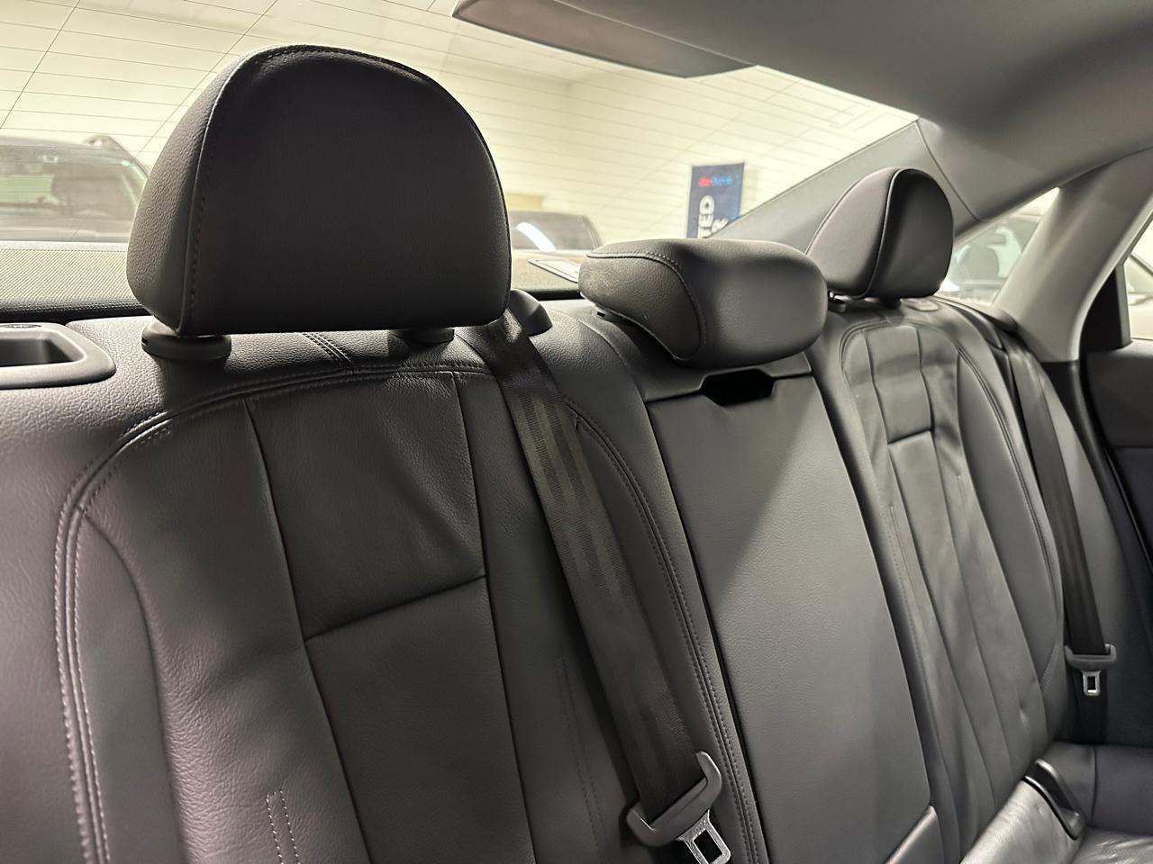 Used 2018 Audi A4 2.0T Ultra Premium w/ Convenience Package FWD image 33