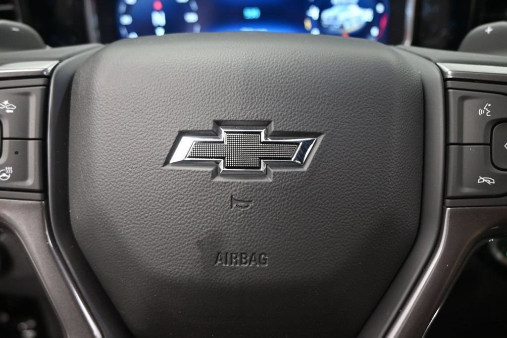 New 2025 Chevrolet Silverado 1500 High Country w/ Midnight Edition AWD/4WD image 8