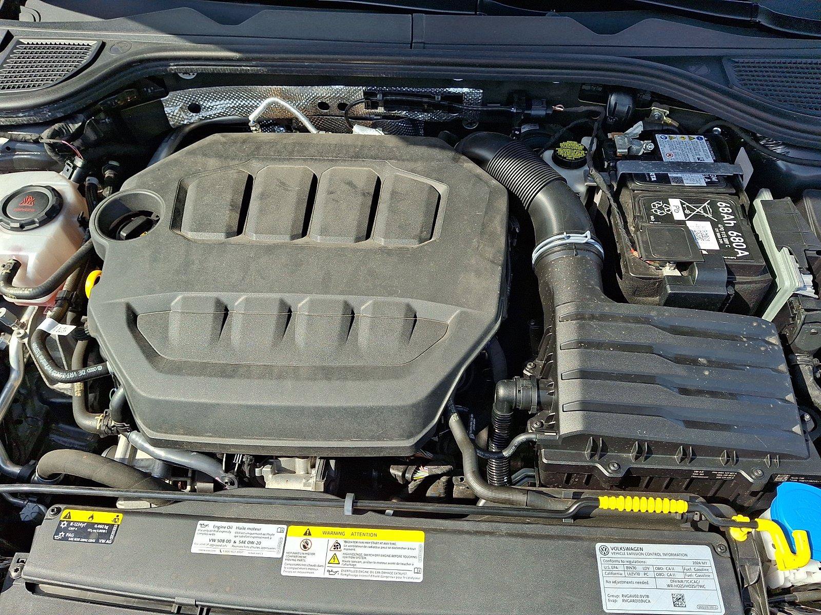 Used 2024 Volkswagen GTI SE FWD image 28