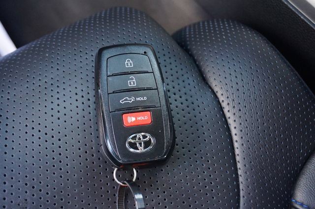 Used 2023 Toyota Tundra Platinum AWD/4WD image 32