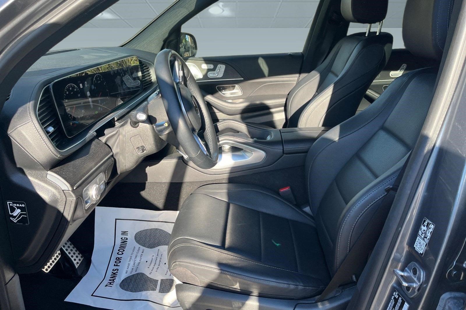 Used 2023 Mercedes-Benz GLS 450 4MATIC image 3