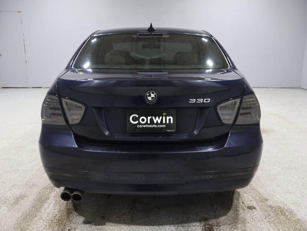 Used 2006 BMW 330i Sedan image 9