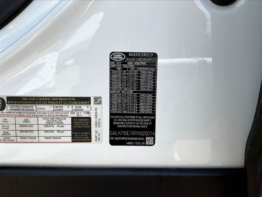 Used 2023 Land Rover Range Rover Long Wheelbase SE AWD/4WD image 18