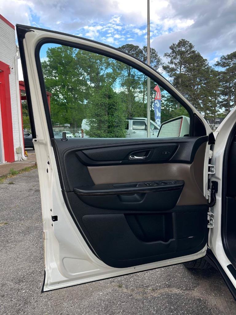 Used 2014 GMC Acadia SLT FWD image 14