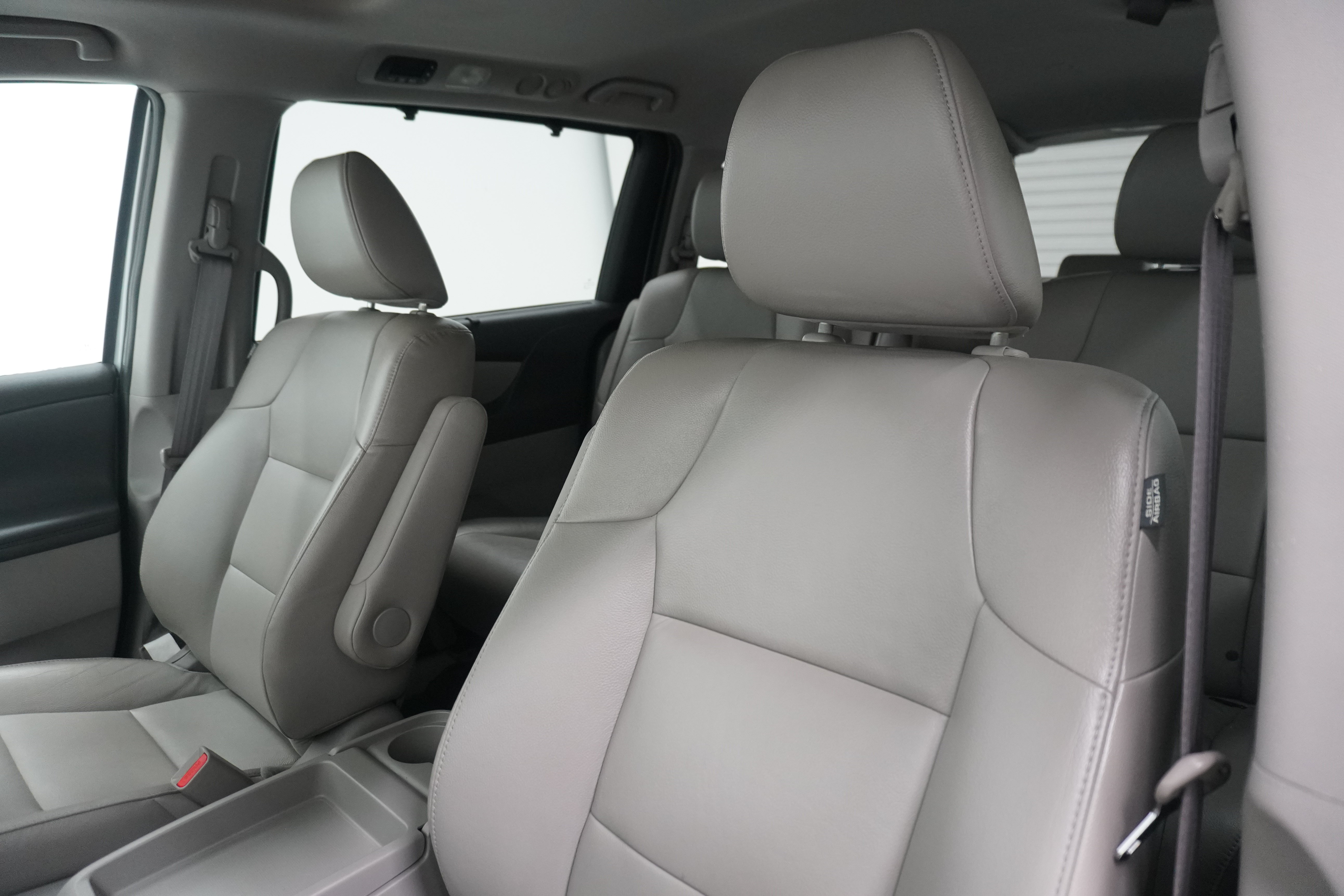 Used 2015 Honda Odyssey EX-L image 11