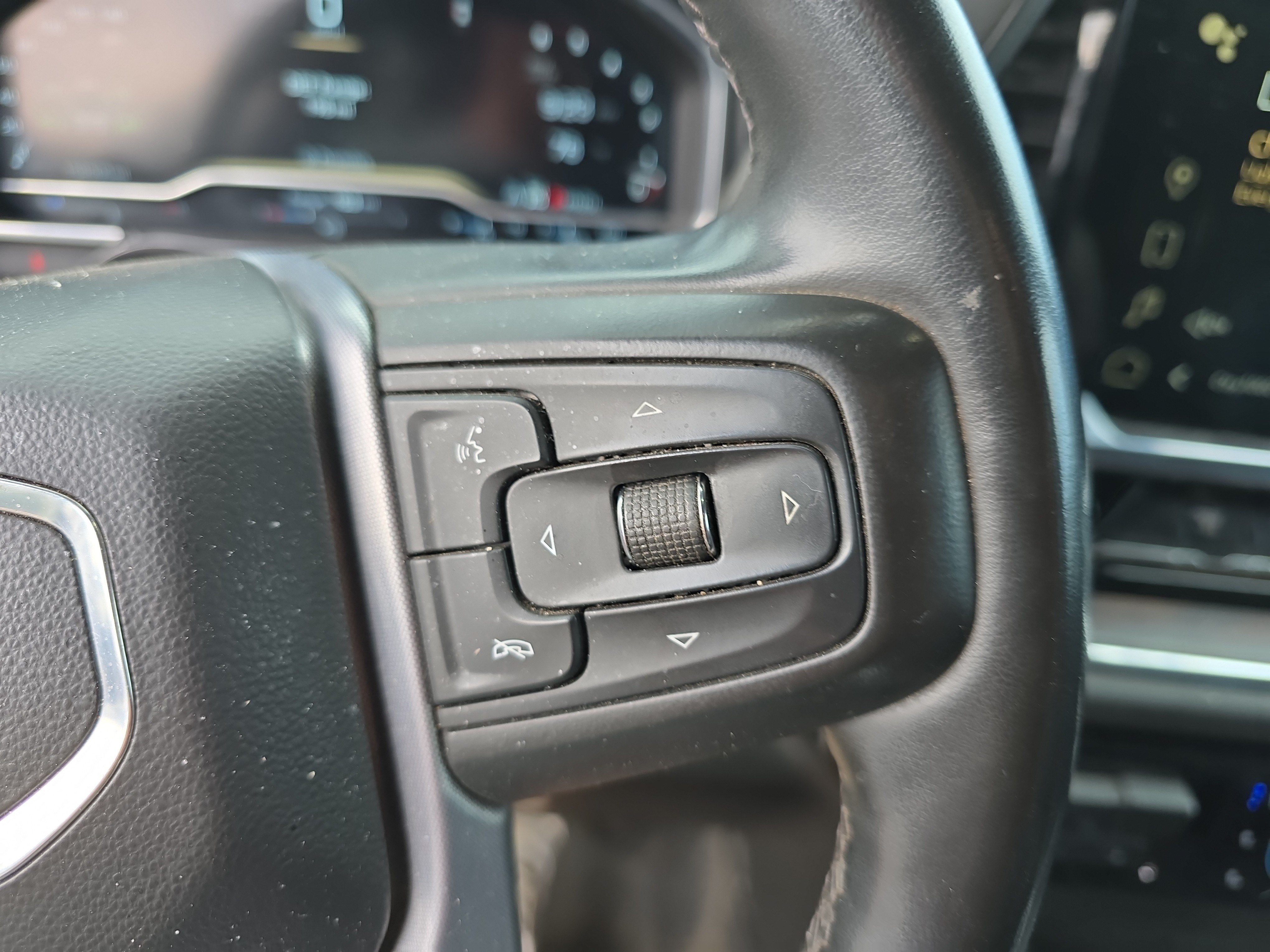 Used 2024 GMC Sierra 3500 SLT w/ SLT Premium Package AWD/4WD image 28
