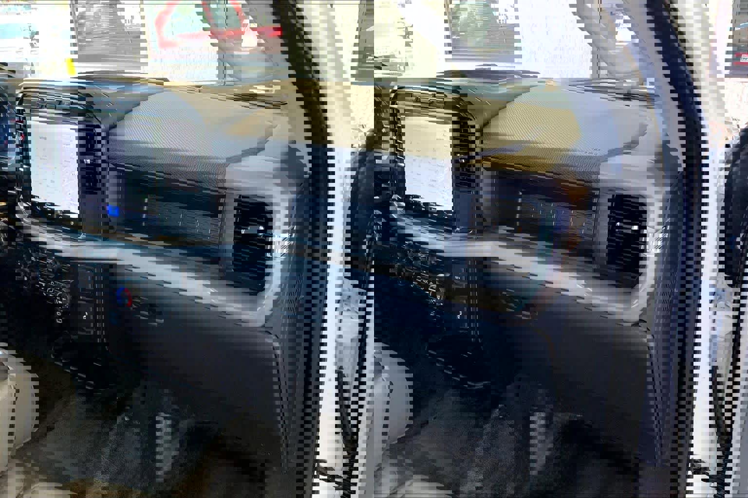 Used 2024 Ford F150 XL w/ Equipment Group 103A High image 18