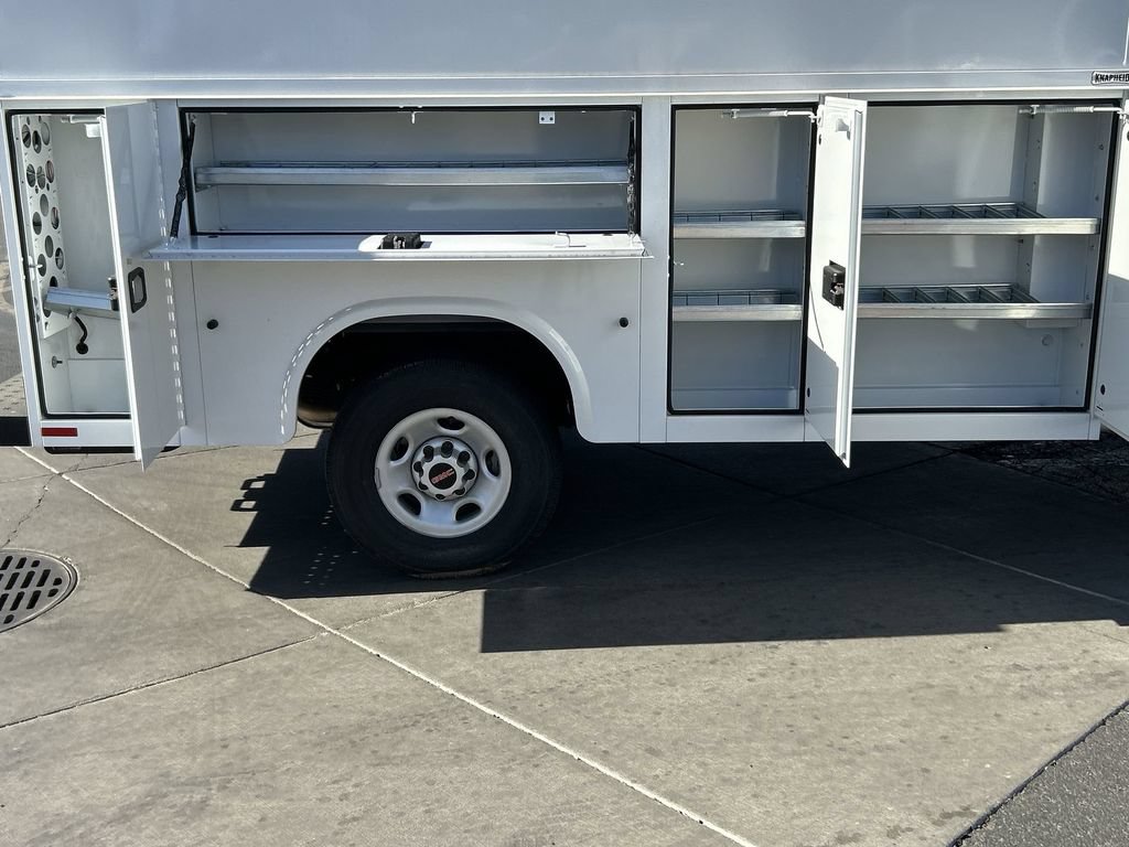New 2025 GMC Savana 3500 w/ Power Convenience Package RWD image 26