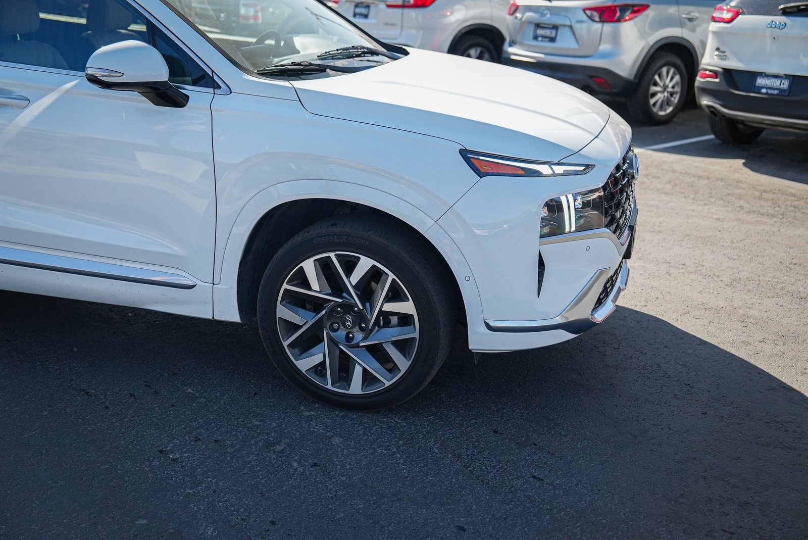Used 2023 Hyundai Santa Fe Calligraphy image 3