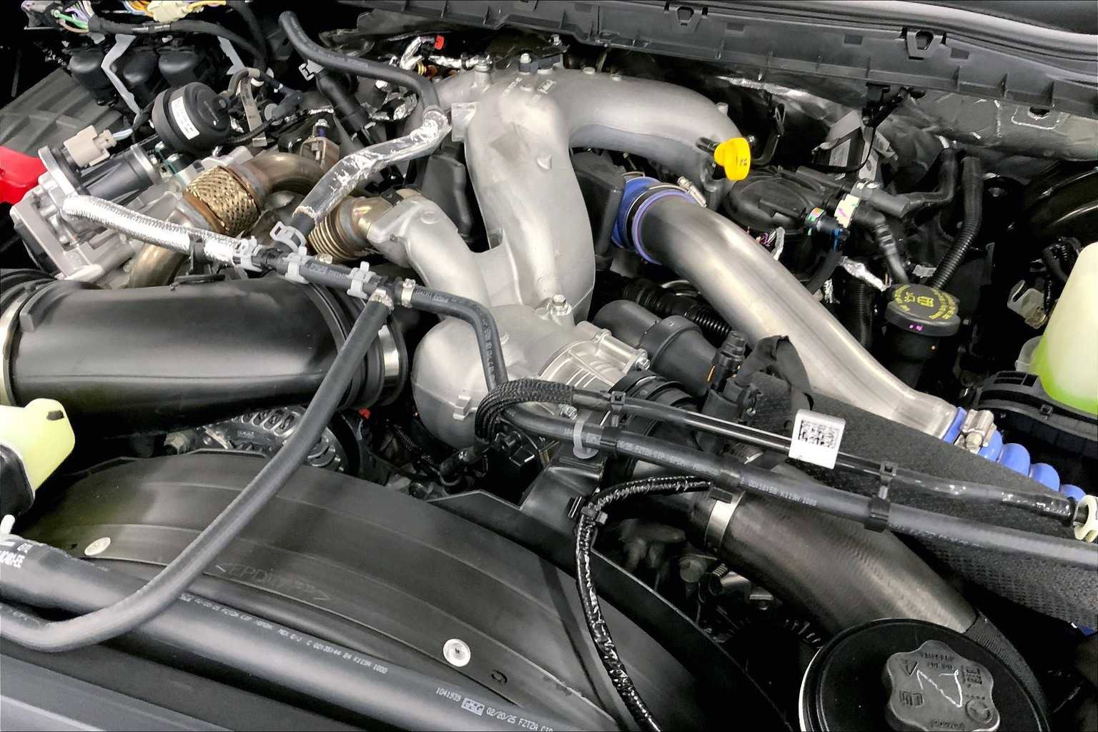 New 2025 Ford F250 Lariat w/ Lariat Ultimate Package image 16