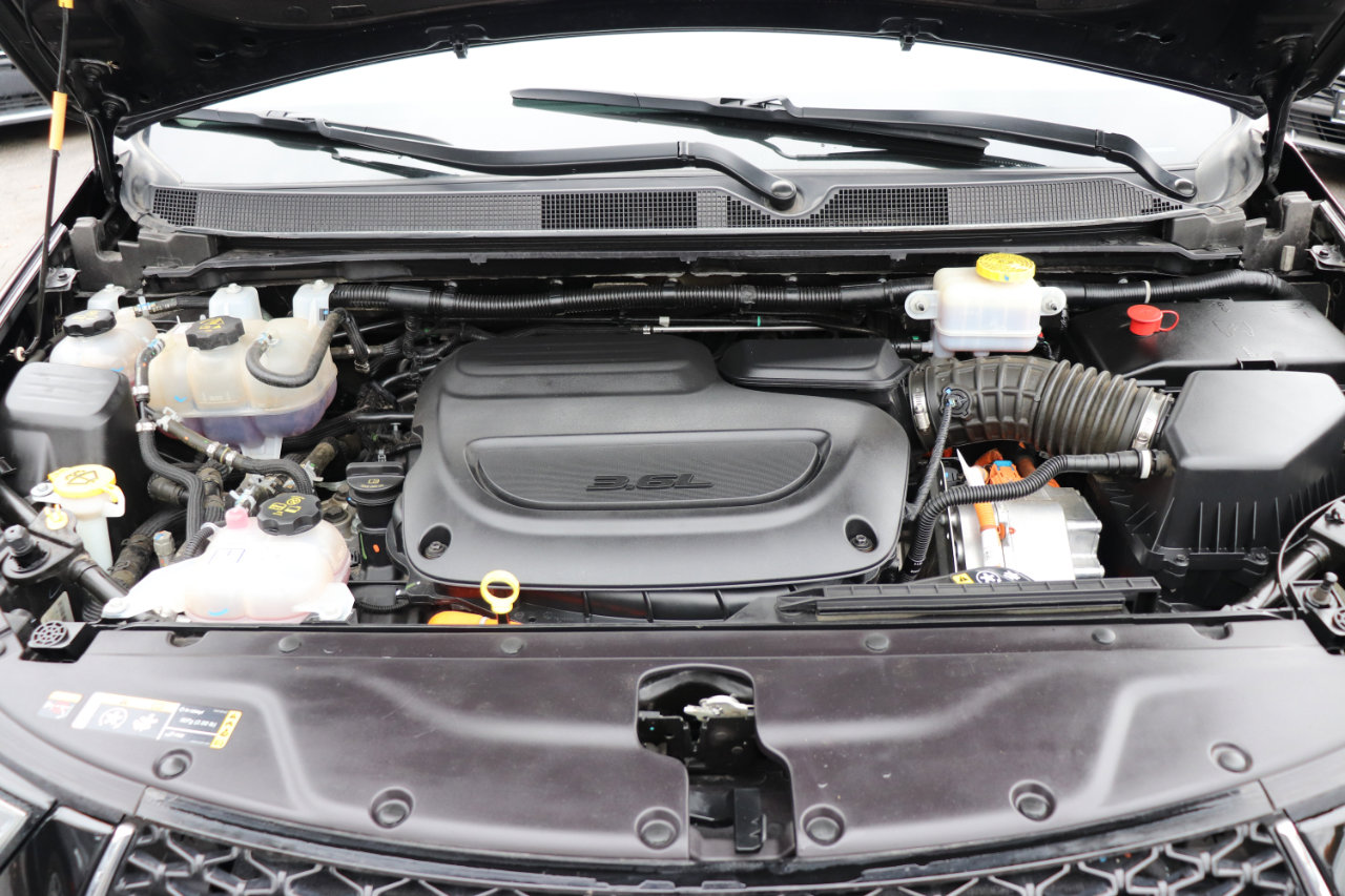 Used 2024 Chrysler Pacifica Limited image 56