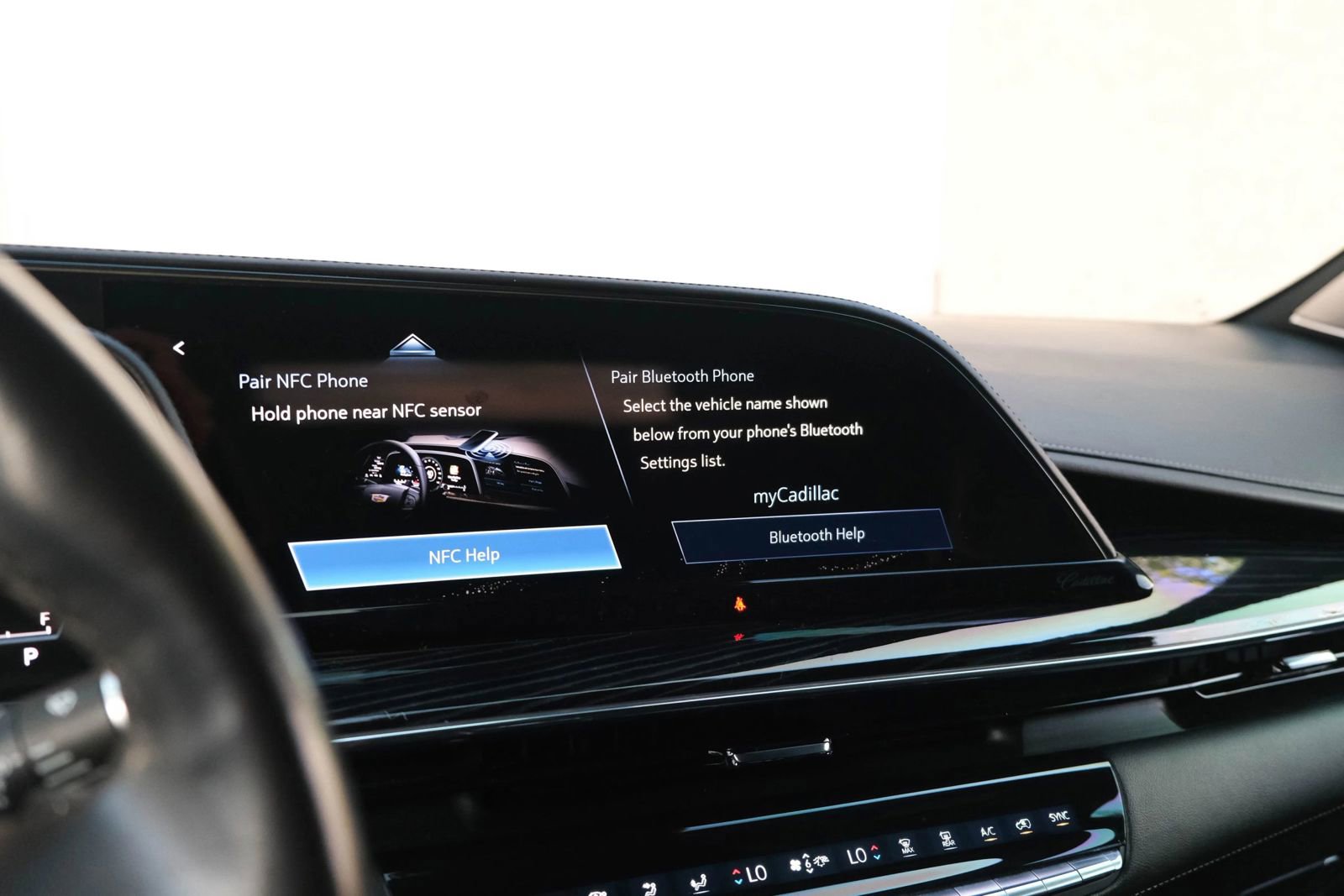 Used 2021 Cadillac Escalade ESV Sport w/ Driver Assist Tech Package image 43