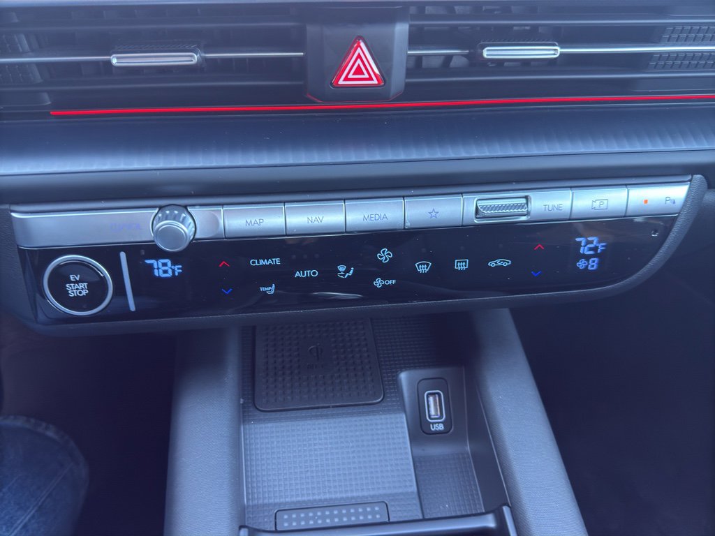 Used 2023 Hyundai Ioniq 6 SEL image 17