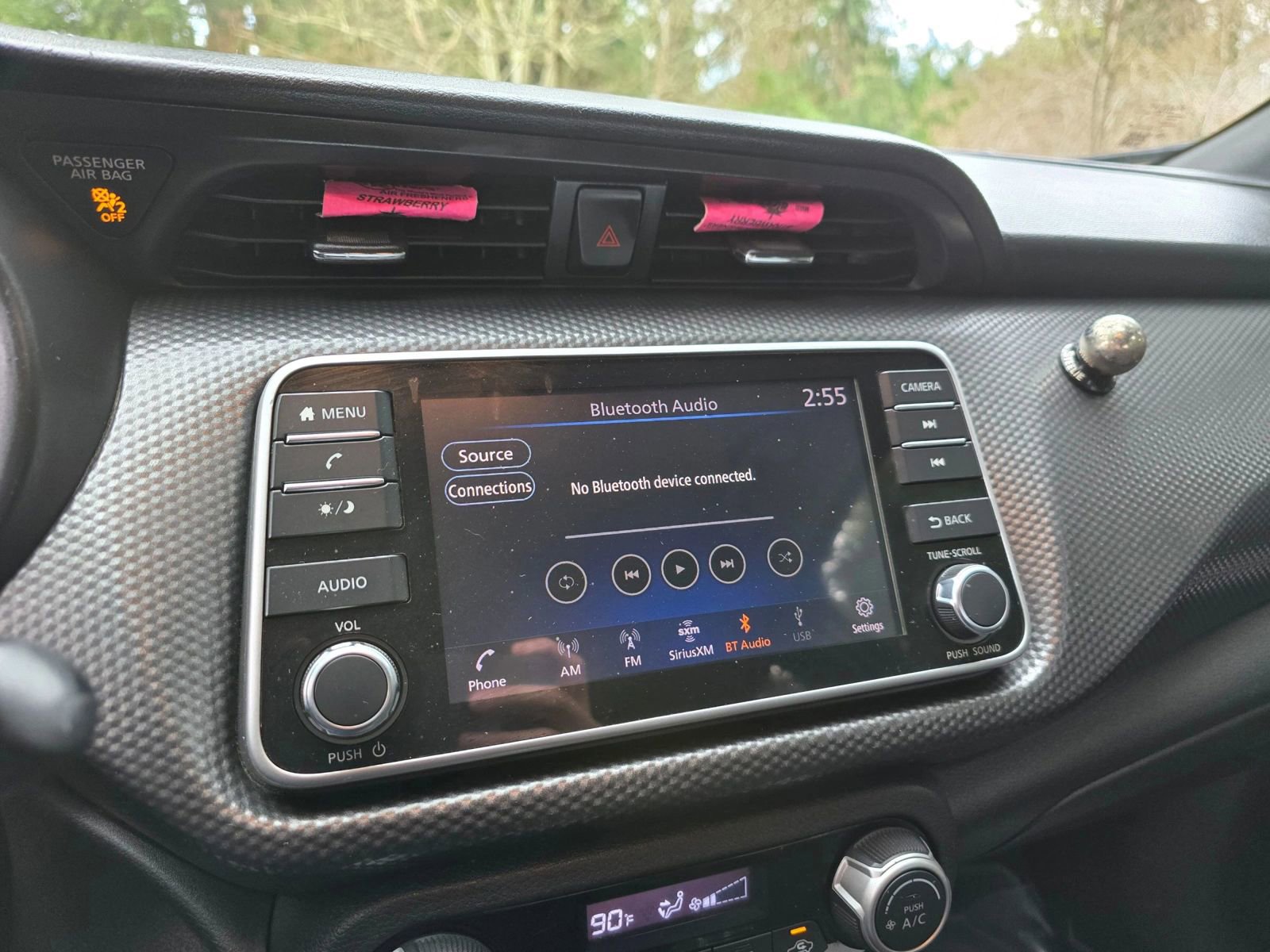 Used 2019 Nissan Kicks SV image 23