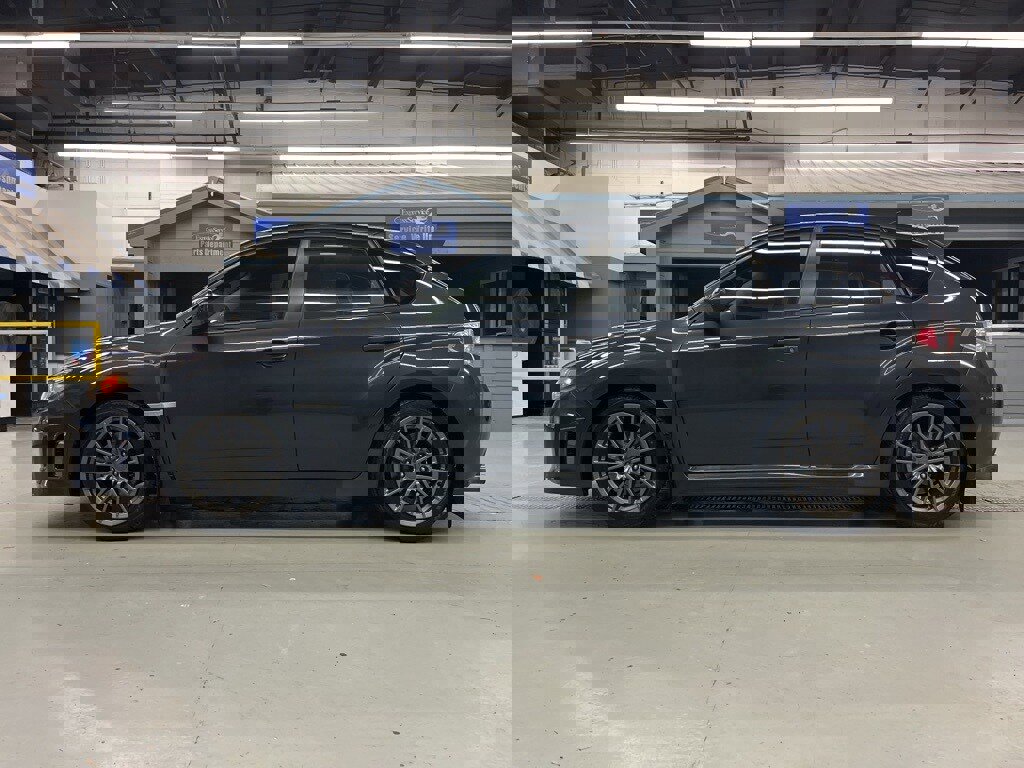 Used 2011 Subaru Impreza WRX Hatchback w/ Popular Equipment Group 3B image 4