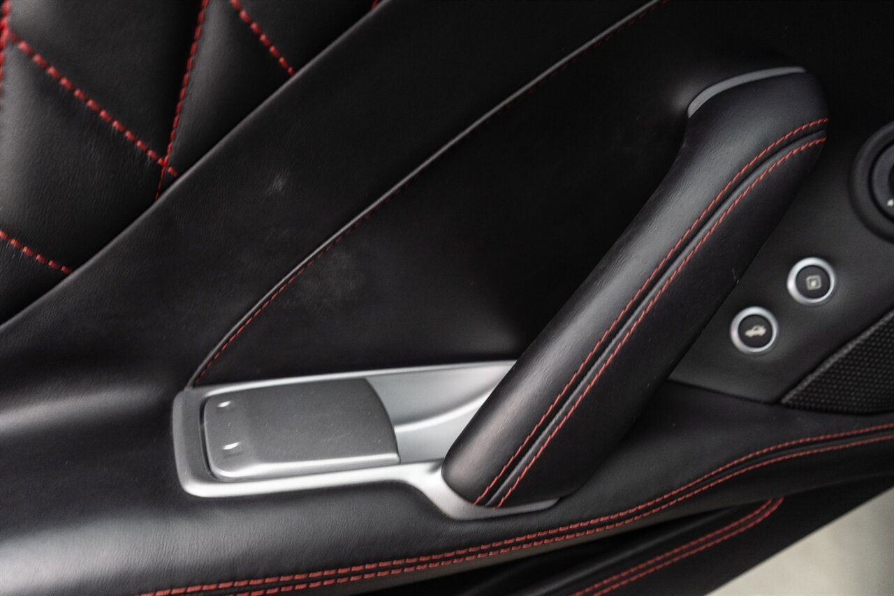Used 2017 Ferrari California T RWD image 95