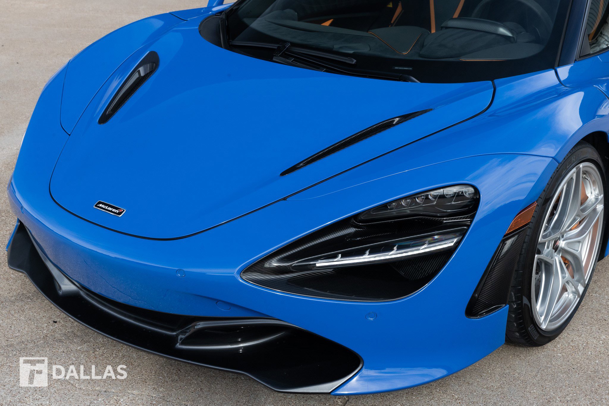 Used 2018 McLaren 720S image 8