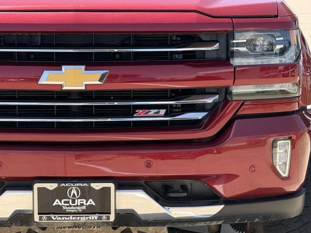 Used 2018 Chevrolet Silverado 1500 LTZ Z71 w/ LTZ Plus Package AWD/4WD image 9
