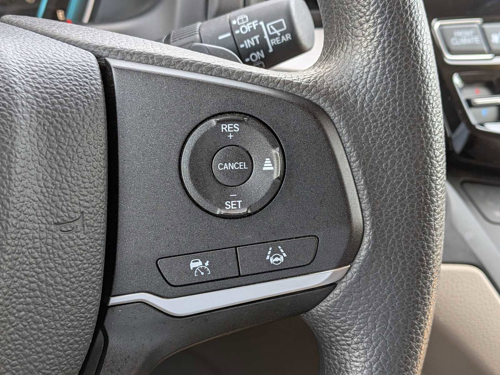 Certified 2023 Honda Odyssey EX image 24