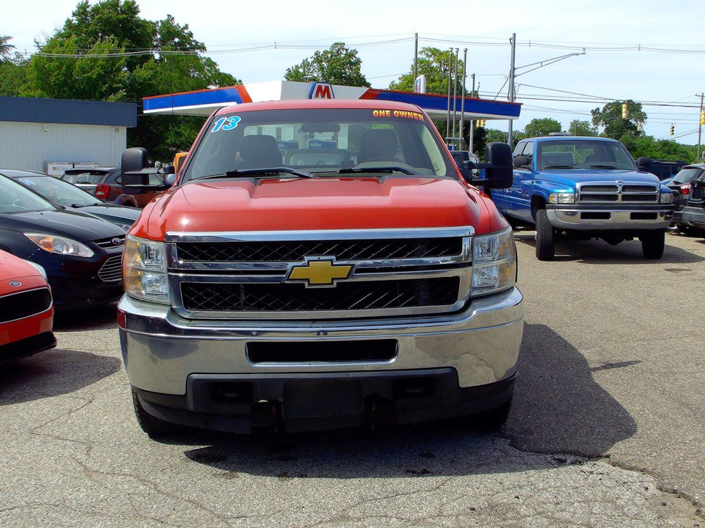 Used 2013 Chevrolet Silverado 3500 W/T w/ Snow Plow Prep Package AWD/4WD image 3