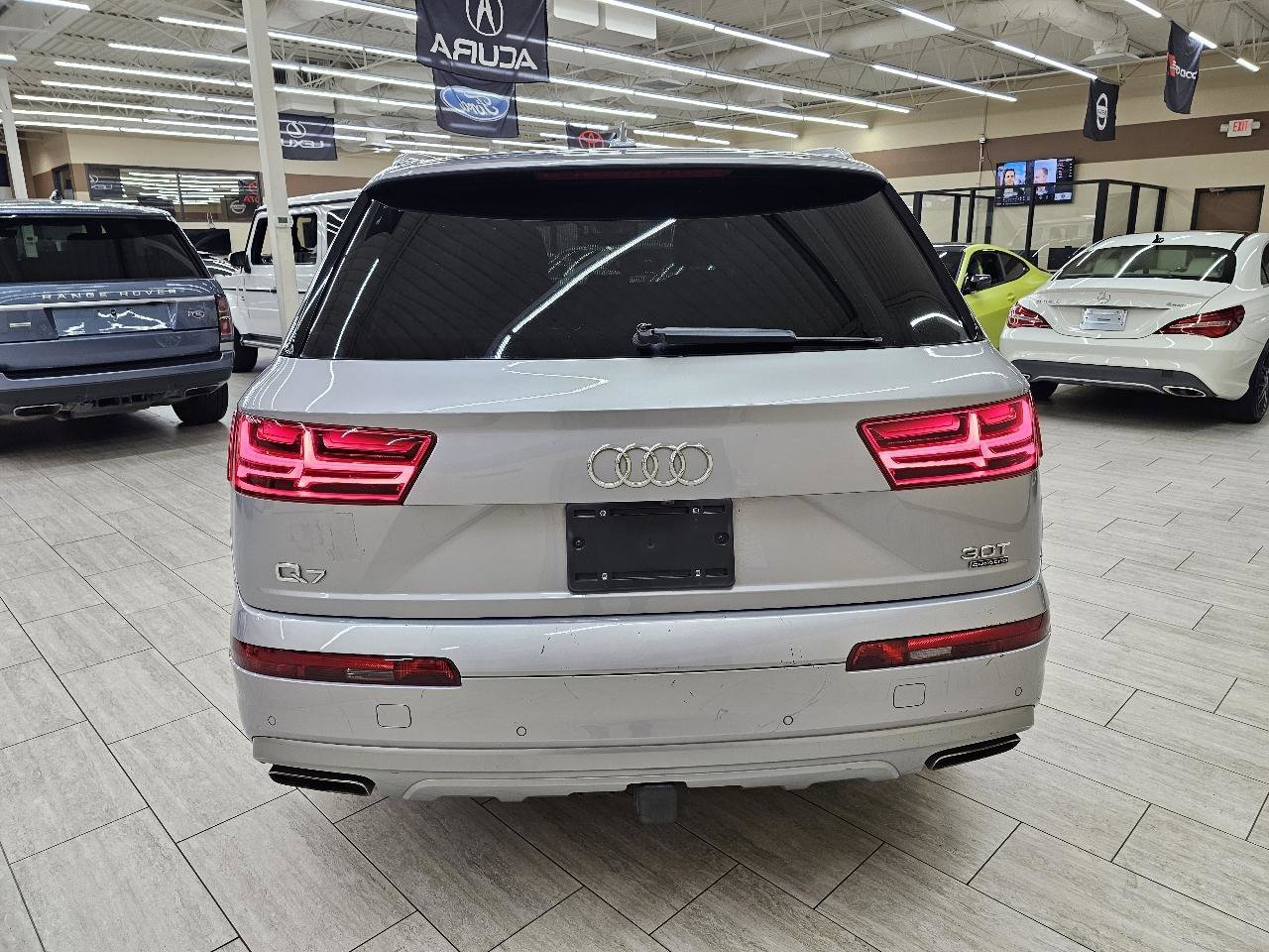 Used 2017 Audi Q7 3.0T Prestige image 8
