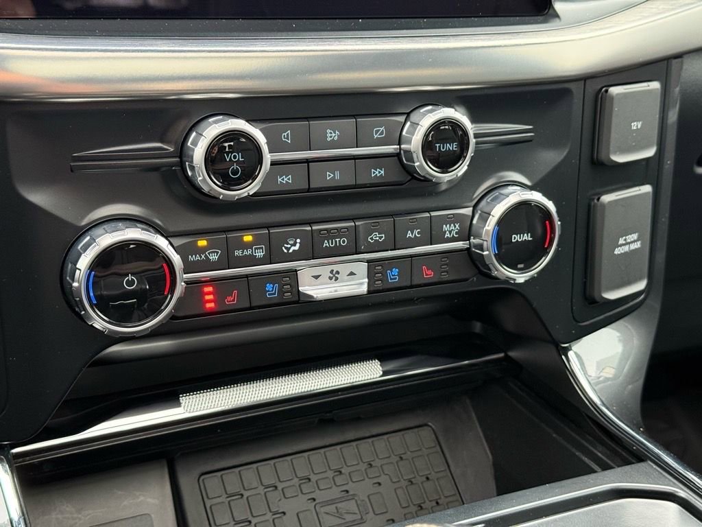 Used 2023 Ford F150 Lariat w/ Equipment Group 502A High image 31