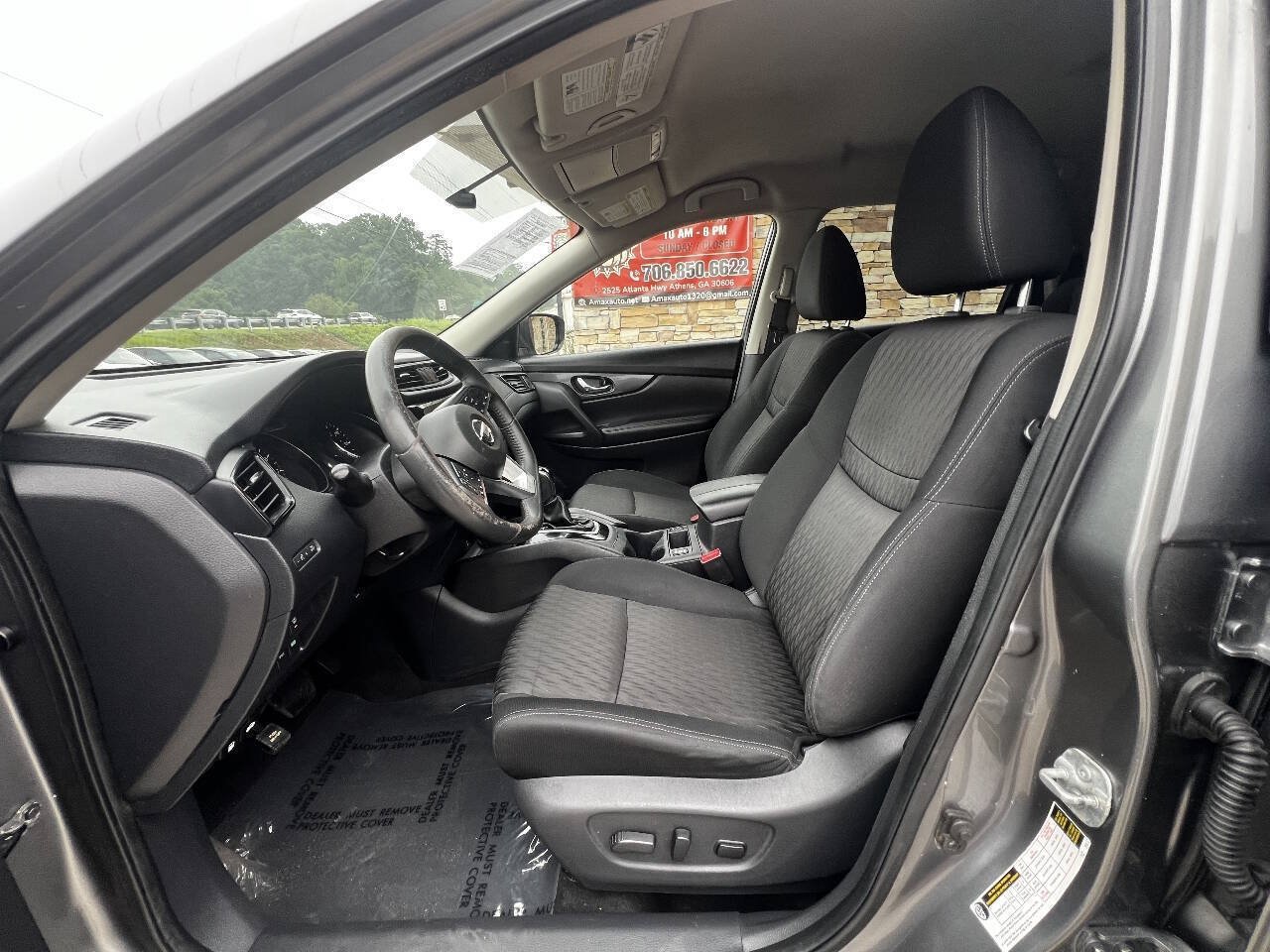 Used 2017 Nissan Rogue SV FWD image 16