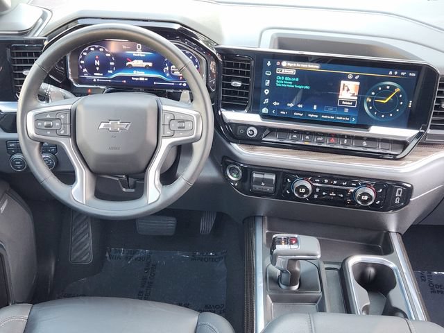 Used 2025 Chevrolet Silverado 1500 LT Trail Boss w/ Convenience Package II AWD/4WD image 27