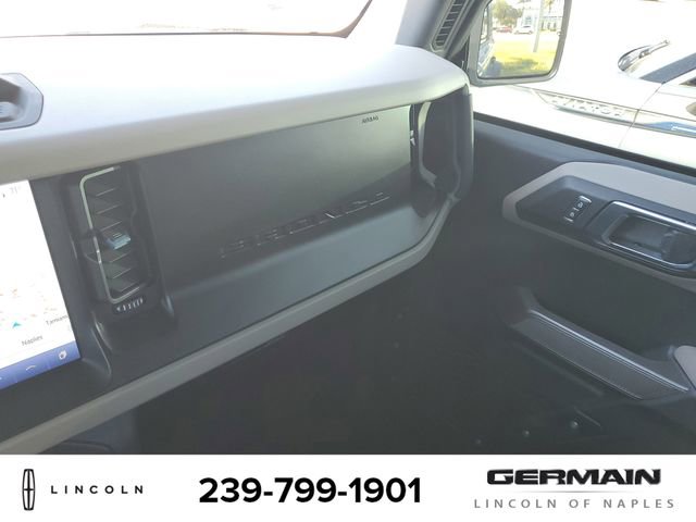 Used 2022 Ford Bronco Wildtrak image 36