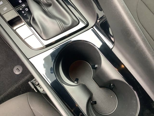 Used 2025 Hyundai Elantra SEL image 35