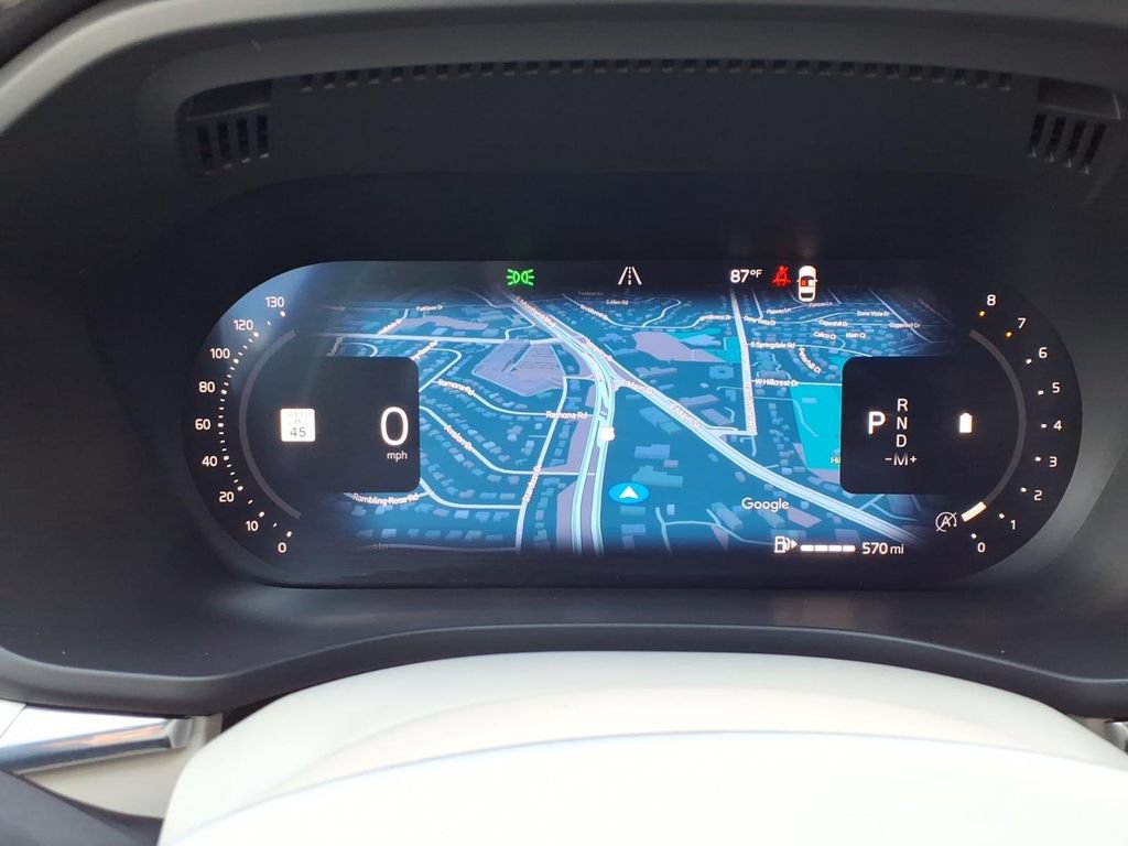 Certified 2026 Volvo XC60 B5 Ultra AWD/4WD image 12