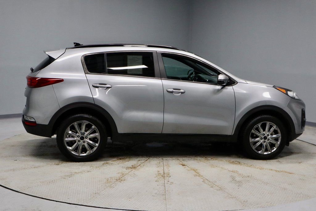 Used 2022 Kia Sportage Nightfall Edition w/ Nighfall AWD Premium Package image 5