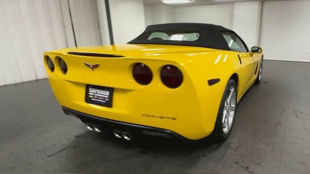 Used 2006 Chevrolet Corvette Convertible w/ Preferred Equipment Group RWD image 8