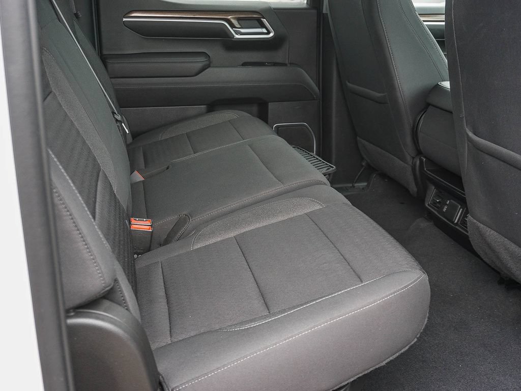 Used 2022 Chevrolet Silverado 1500 RST AWD/4WD image 13