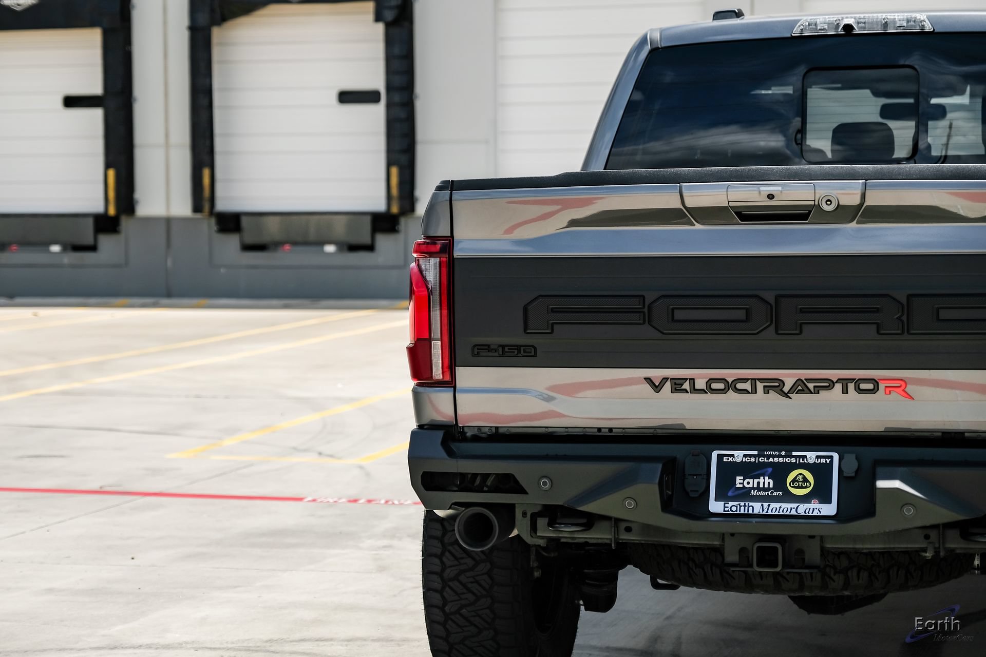 Used 2025 Ford F150 Raptor w/ Equipment Group 803A Raptor R AWD/4WD image 16