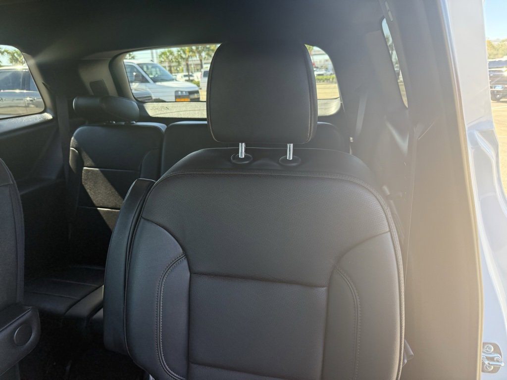 Used 2023 Chevrolet Traverse High Country w/ LPO, Floor Liner Package image 31