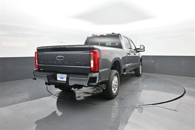 New 2026 Ford F350 XLT w/ FX4 Off-Road Package image 7