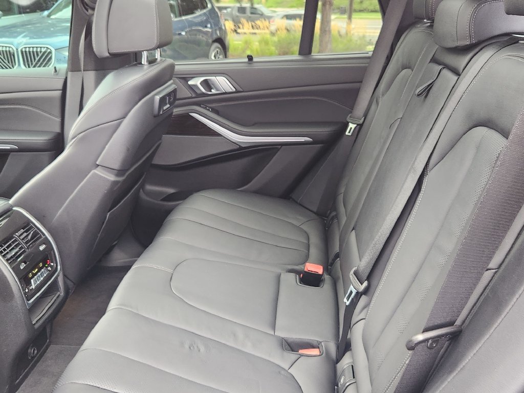 Used 2021 BMW X5 xDrive45e w/ M Sport Package AWD/4WD image 10