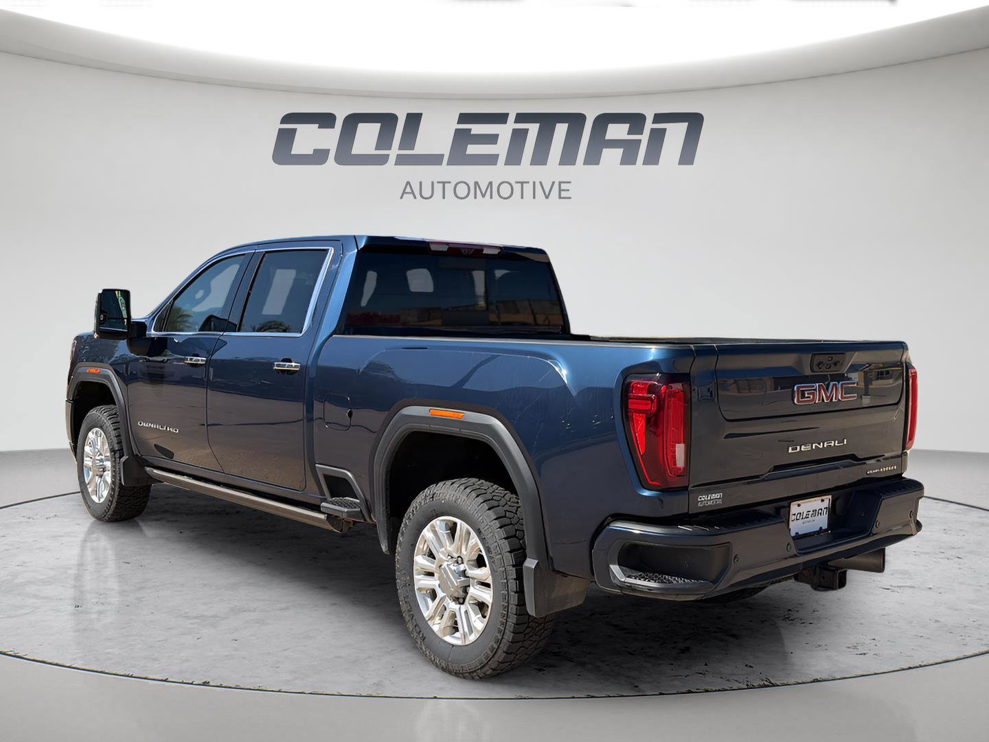 Used 2021 GMC Sierra 2500 Denali w/ Denali Ultimate Package AWD/4WD image 3