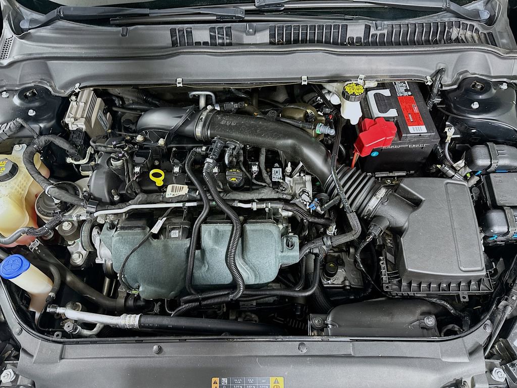 Used 2018 Ford Fusion Titanium AWD/4WD image 32